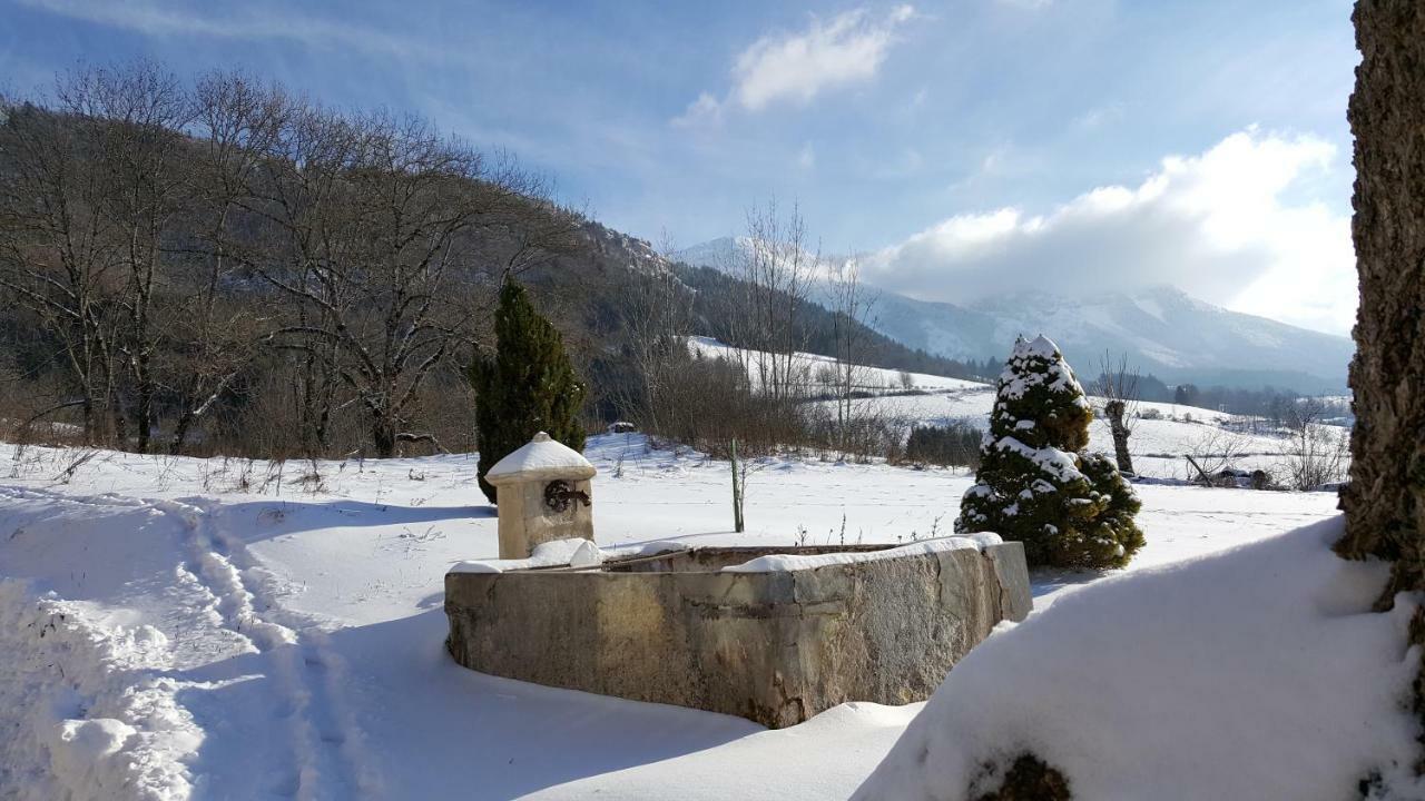 Maison D'Hotes Agathe Et Sophie Lans-en-Vercors Exterior foto